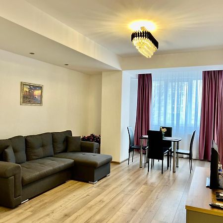 Summerland Mamaia View Екстериор снимка