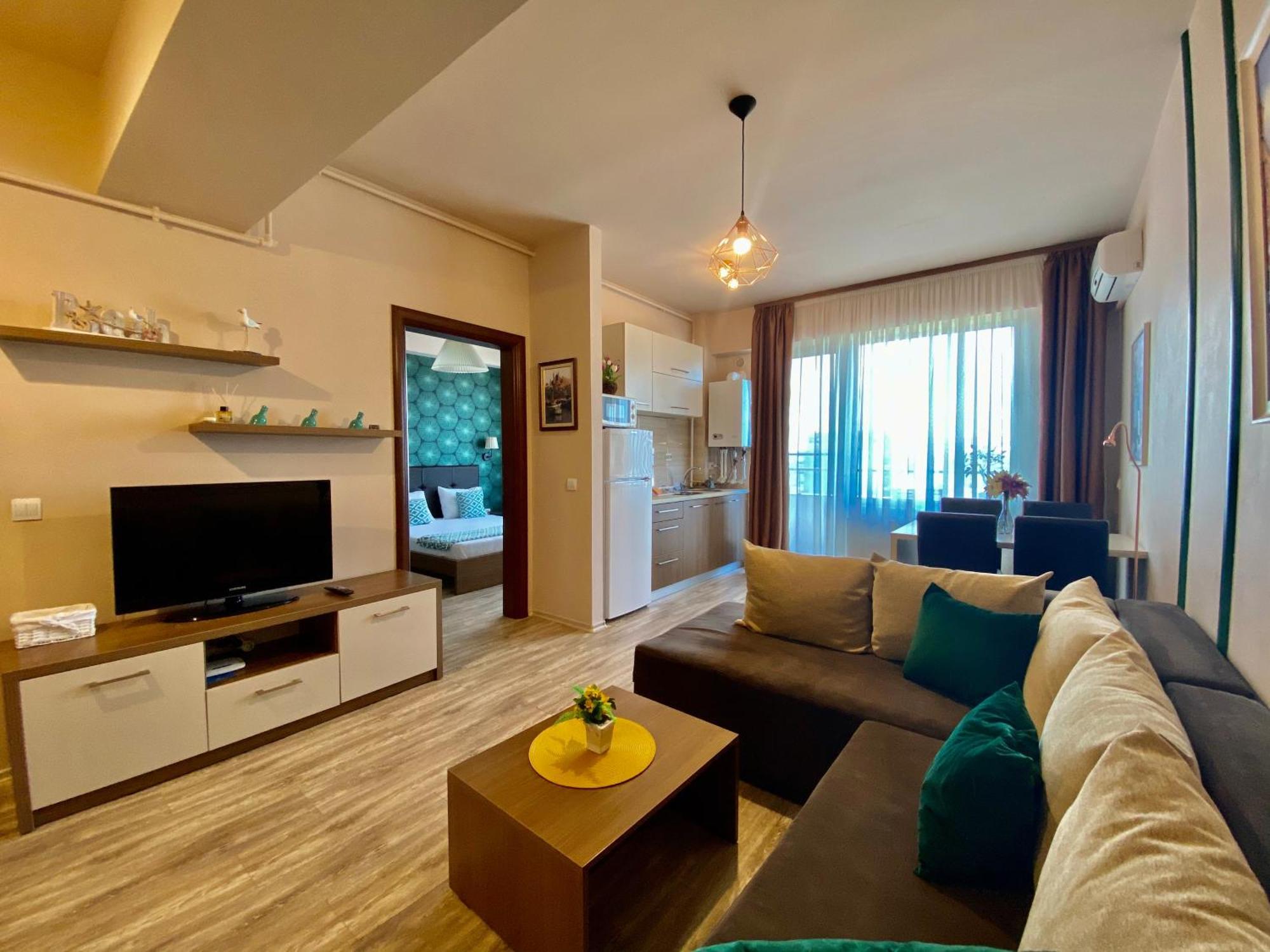 Summerland Mamaia View Екстериор снимка