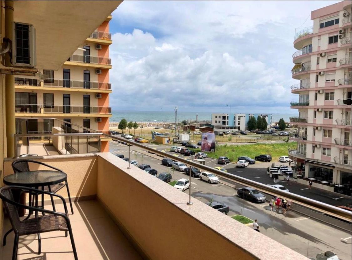 Summerland Mamaia View Екстериор снимка