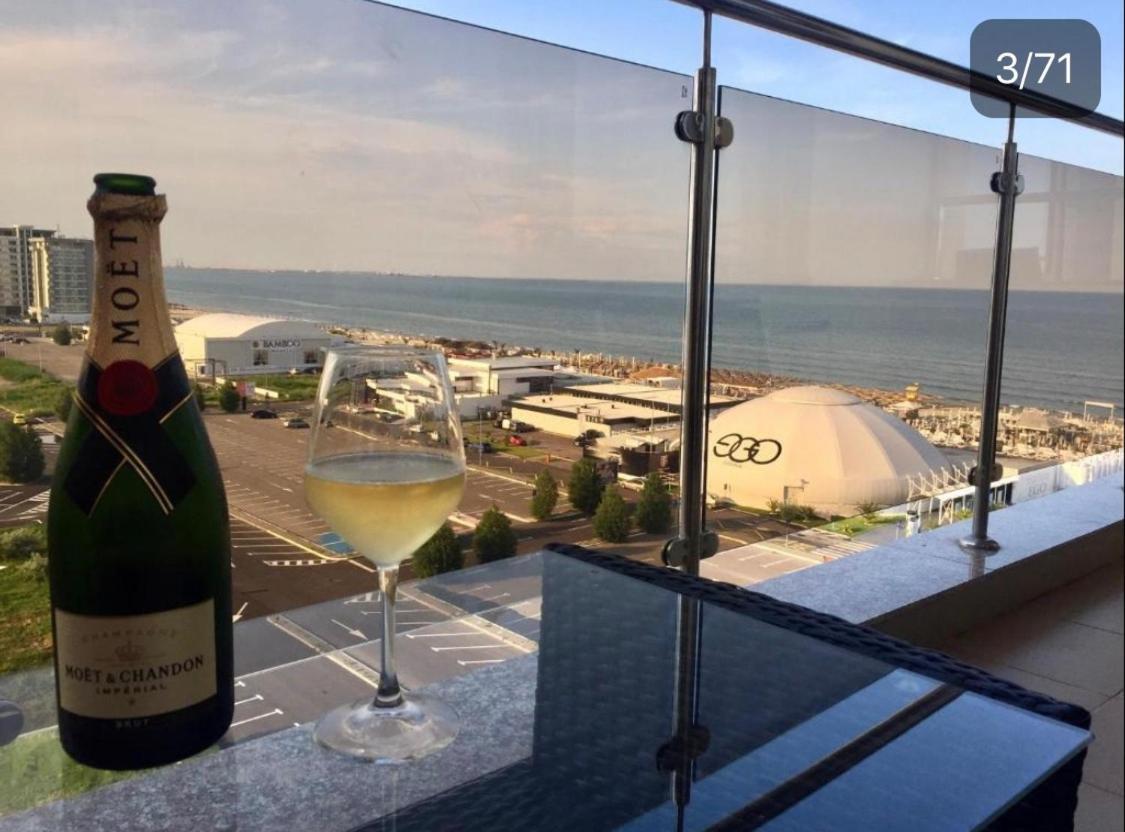 Summerland Mamaia View Екстериор снимка
