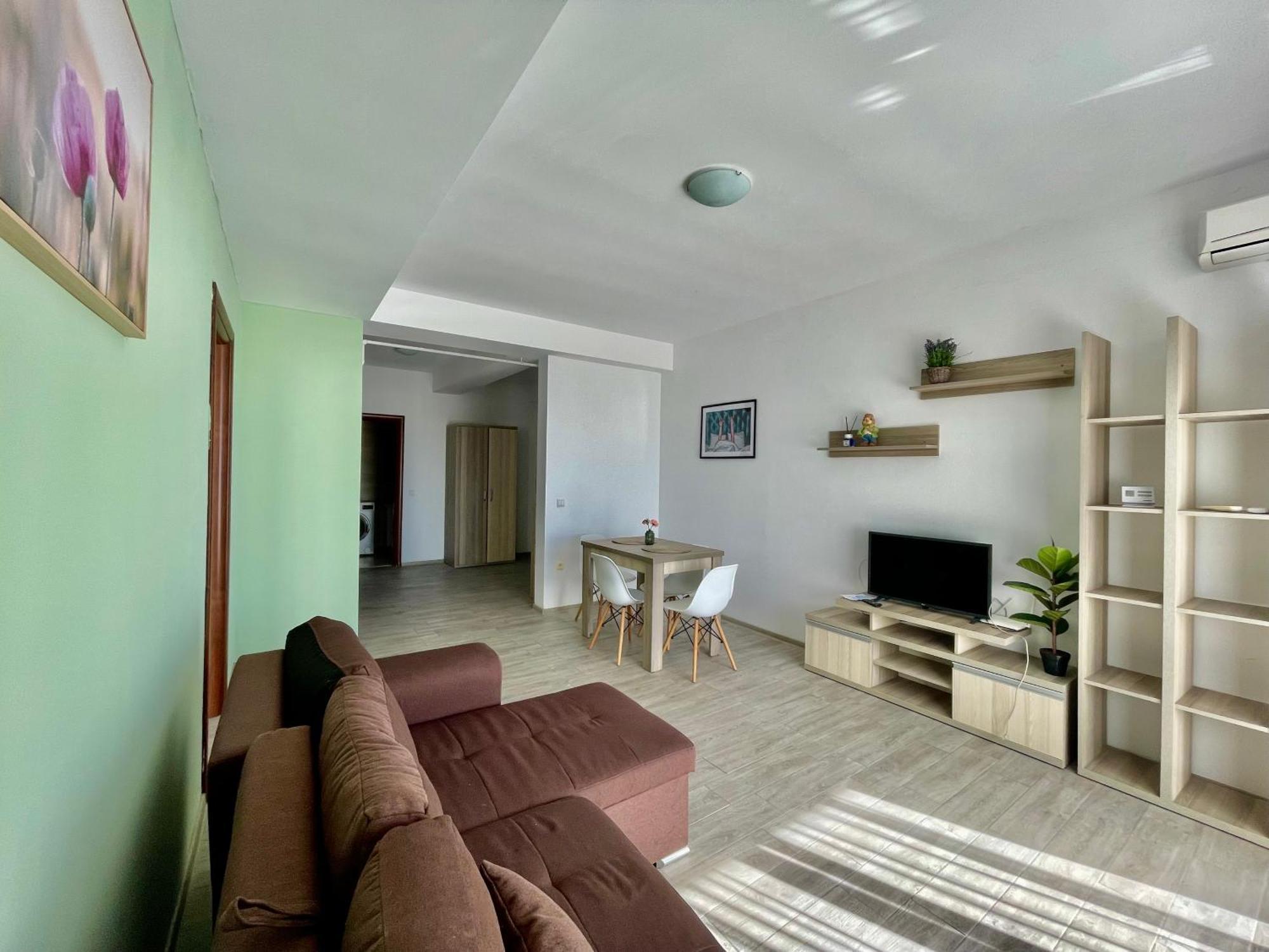 Summerland Mamaia View Екстериор снимка
