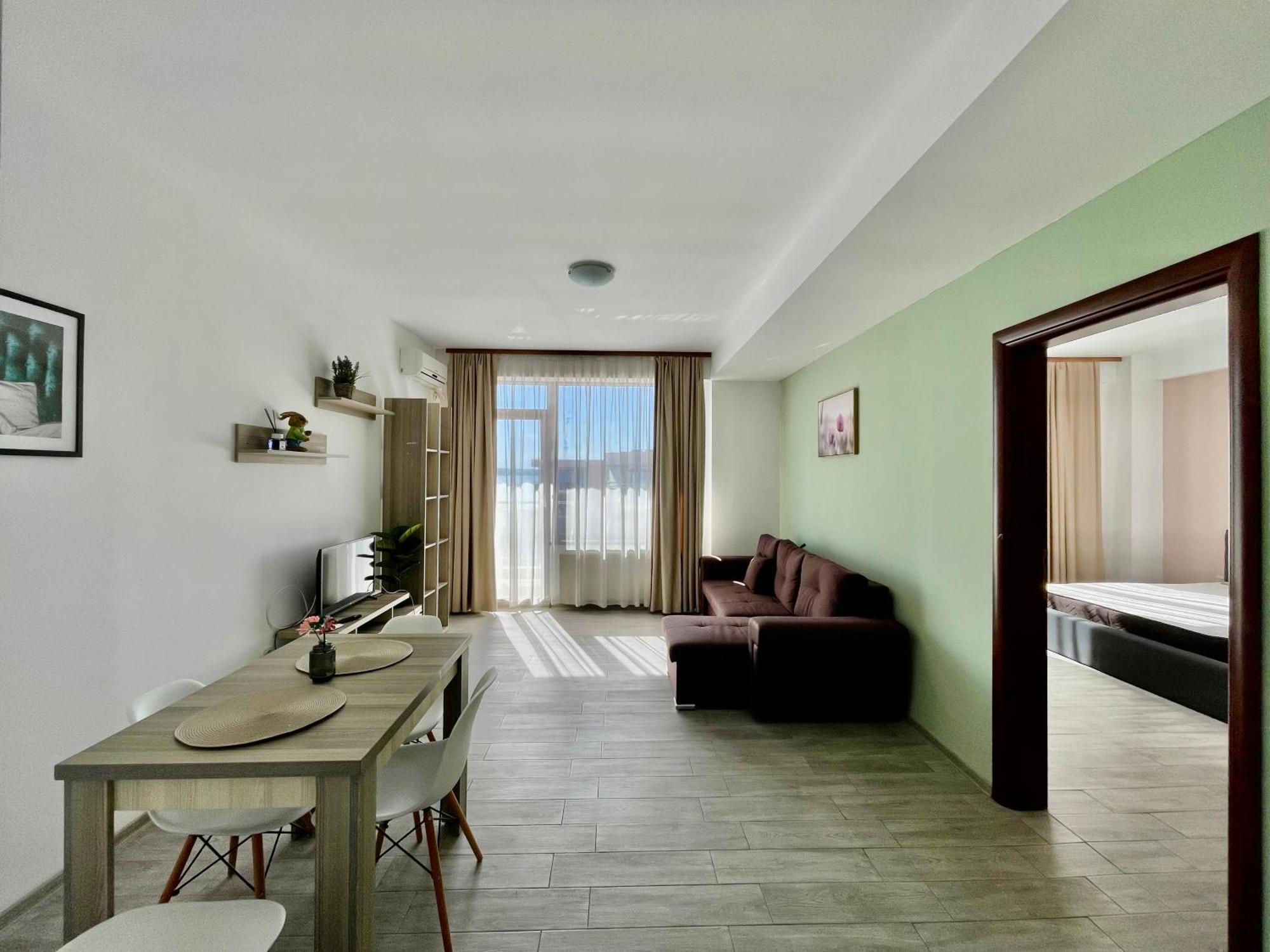 Summerland Mamaia View Екстериор снимка