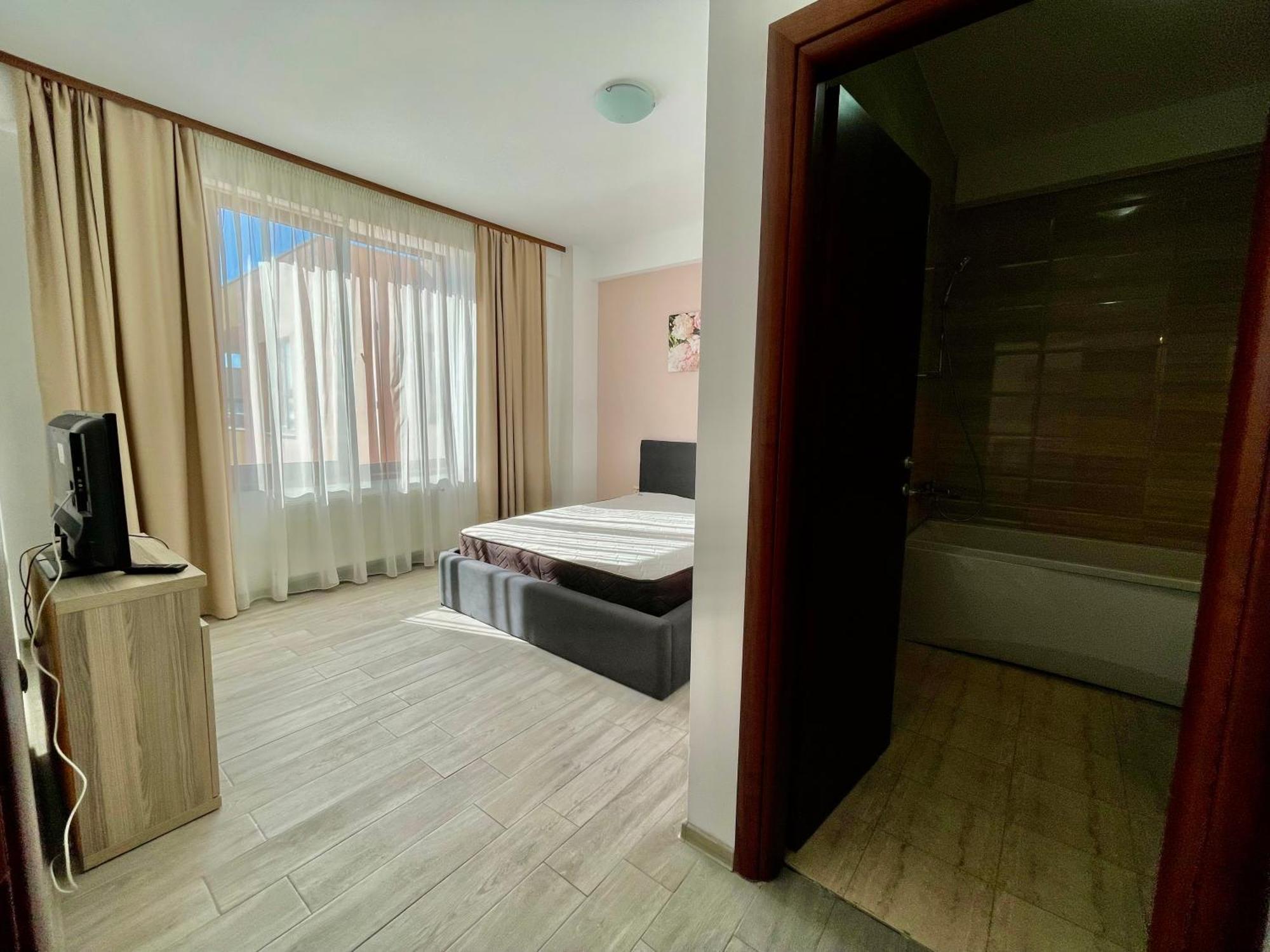 Summerland Mamaia View Екстериор снимка