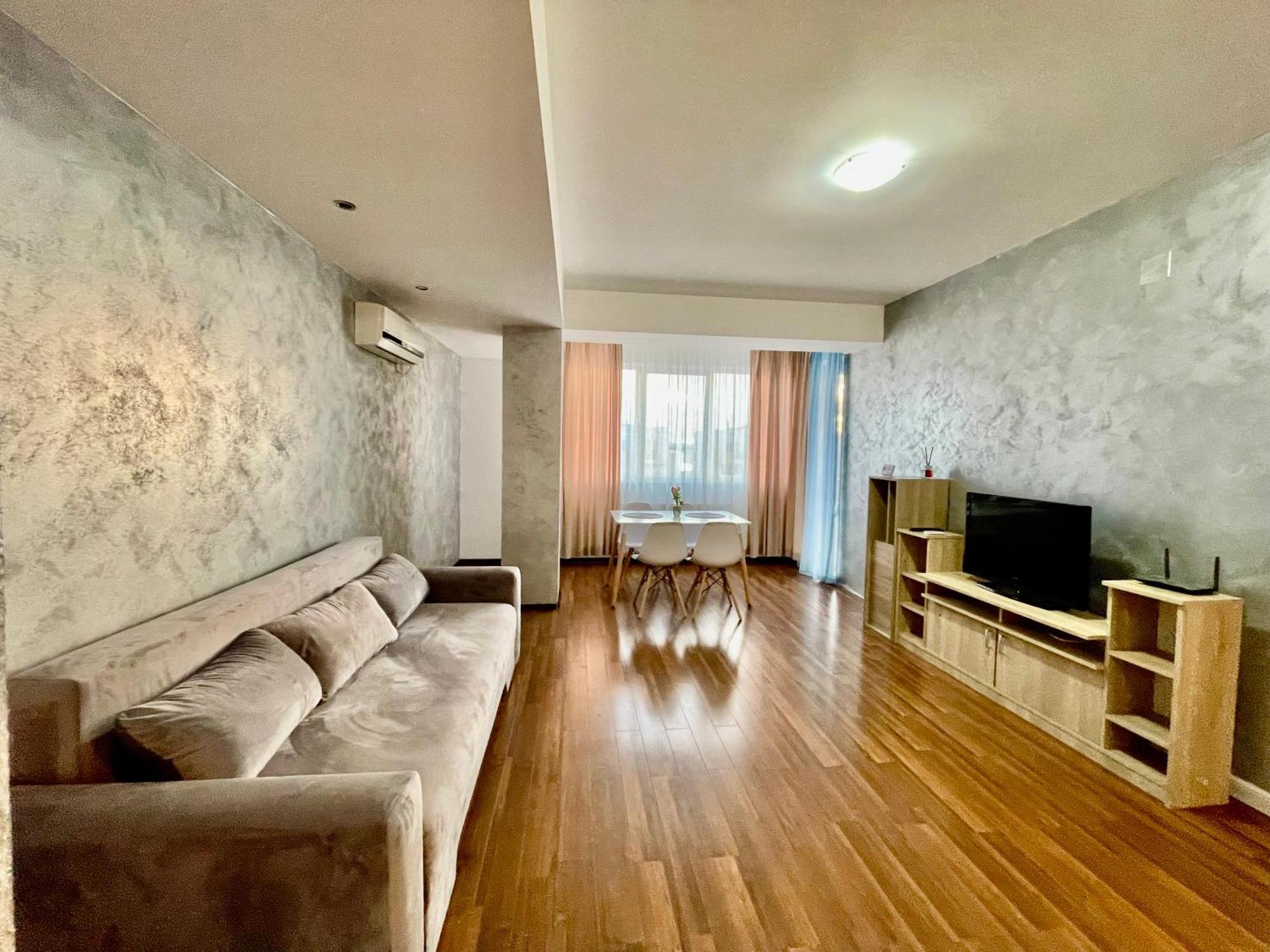Summerland Mamaia View Екстериор снимка